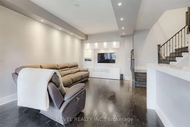 Additional image 6 of 3 Rean Dr Unit TH4