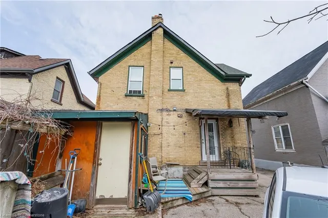 Additional image 36 of 155 Weber St