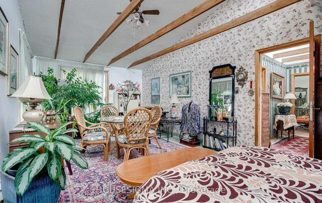 Additional image 27 of 261 Johnston Ave