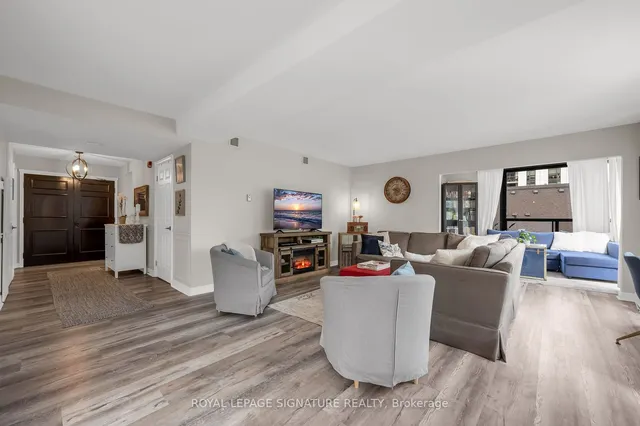 Additional image 24 of 49 Robinson St Unit 300