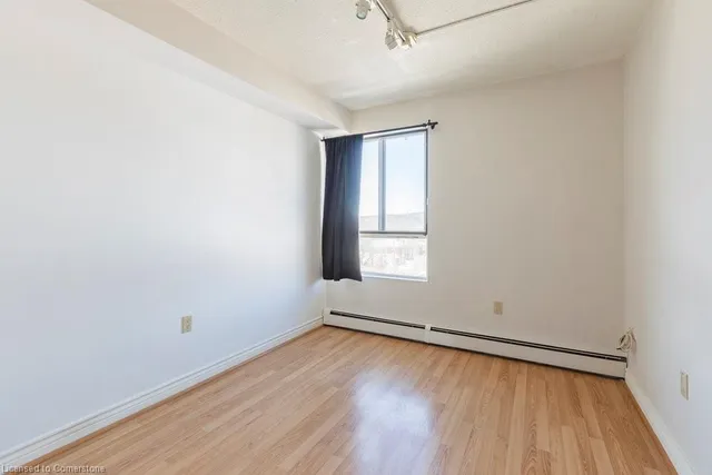 Additional image 31 of 10 John St Unit 605