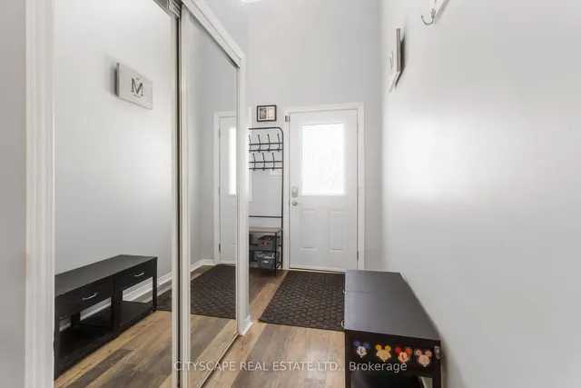 Additional image 6 of 76 Frances Ave Unit 14