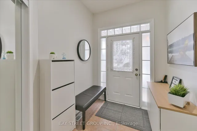 Additional image 3 of 929 Ledbury Cres