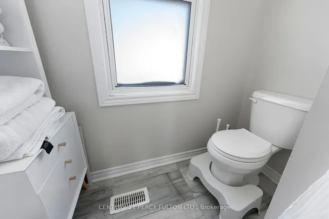 Additional image 20 of 111 Melrose Ave