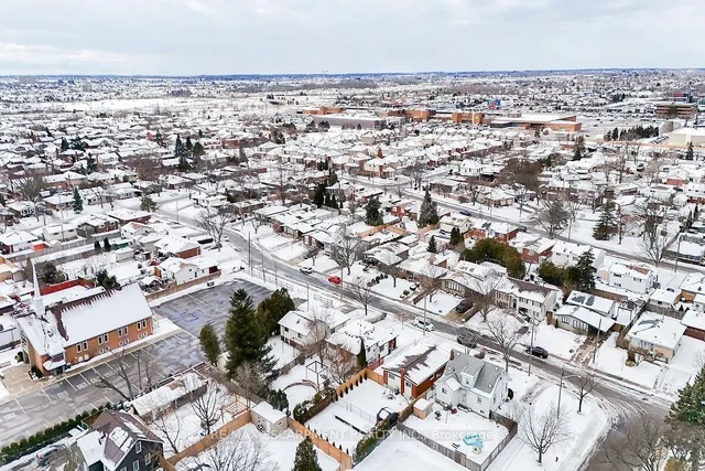 Additional image 35 of 105 Lilacside Dr