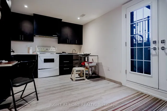 Additional image 34 of 43 William Cragg Dr