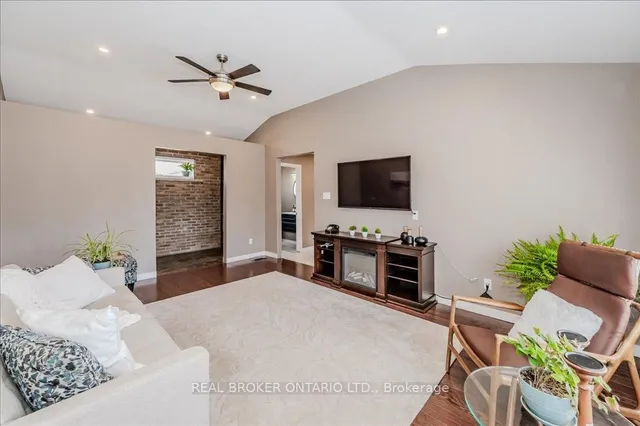 Additional image 18 of 60 Silverspring Cres