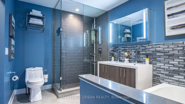 Additional image 20 of 207A Manning Ave