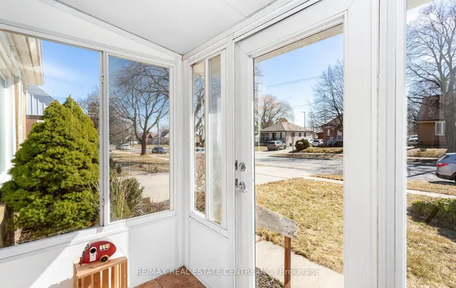 Additional image 6 of 32 Allenby Ave