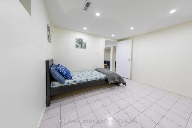 Additional image 39 of 40 Dowswell Dr