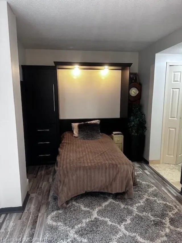 Additional image 8 of 10 Ellen St Unit 103