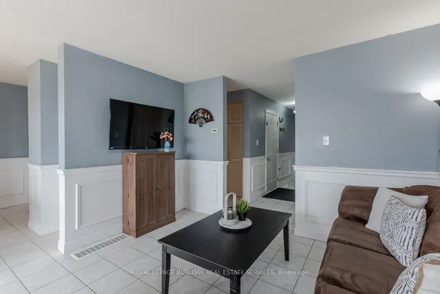 Additional image 25 of 25 Redbury St Unit 21