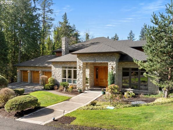 5815 SW Patton Rd, Portland, OR 97221