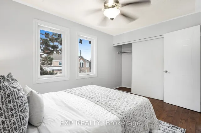 Additional image 30 of 53 Wickstead Crt