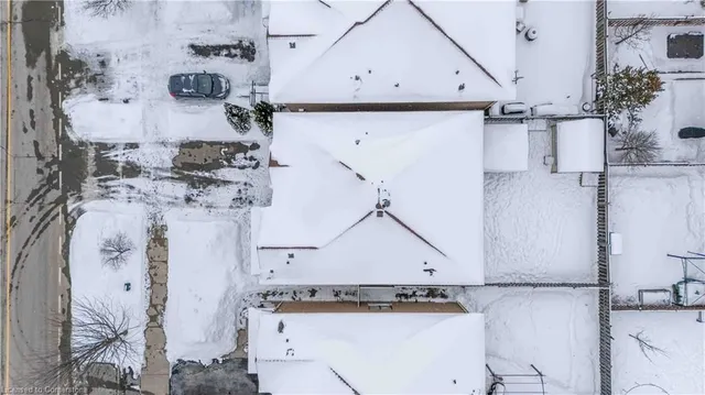 Additional image 46 of 212 Bradley Ave