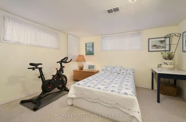 Additional image 22 of 1 Mossford Crt