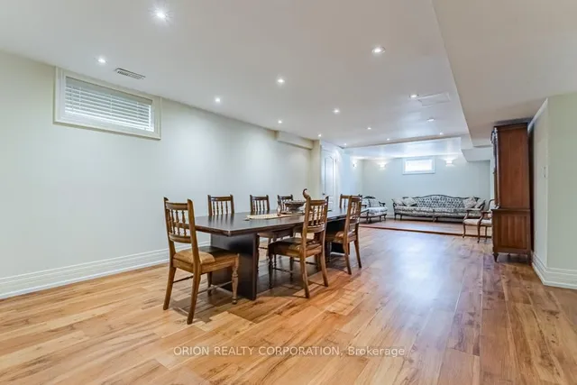 Additional image 27 of 293 La Rose Ave