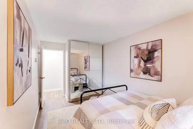 Additional image 39 of 130 Ling Rd Unit 61