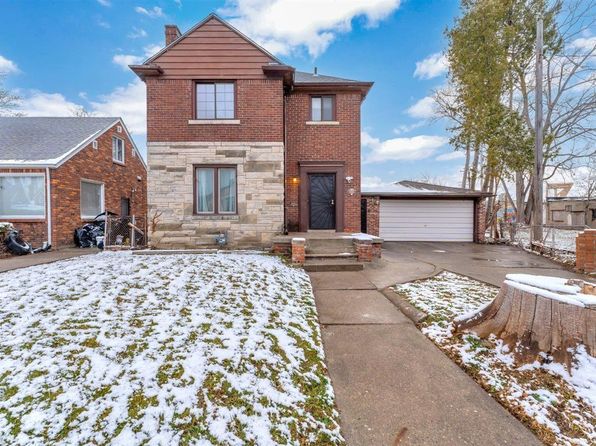 15865 Auburn St, Detroit, MI 48223