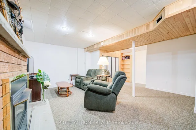 Additional image 35 of 134 Dumfries Ave