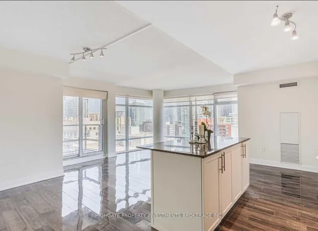 Additional image 7 of 2191 Yonge St Unit 2111