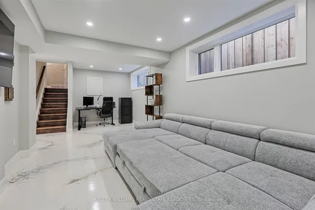 Additional image 26 of 71 Gort Ave