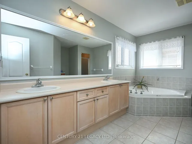 Additional image 25 of 32 Bluewater Cres
