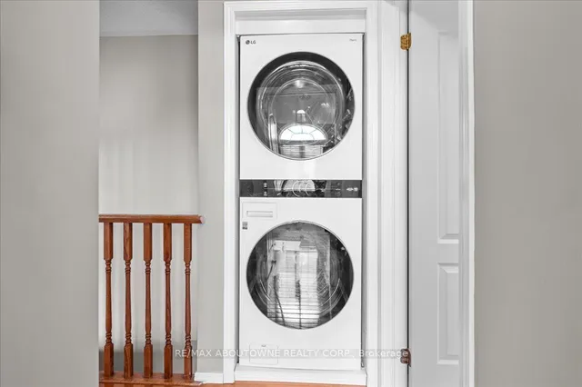 Additional image 25 of 889 Zelinsky Cres