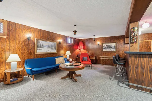 Additional image 18 of 8 Francine Dr