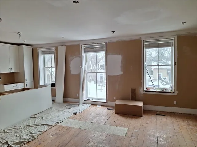 Additional image 4 of 284 Wilson St Unit 201