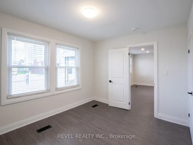 Additional image 17 of 283 Parkdale Ave