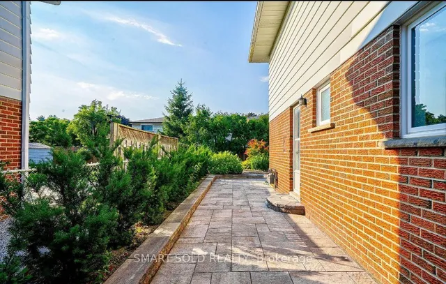 Additional image 3 of 47 Gloxinia Cres