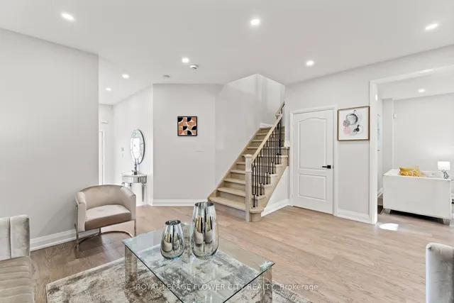 Additional image 7 of 43 Polonia Ave