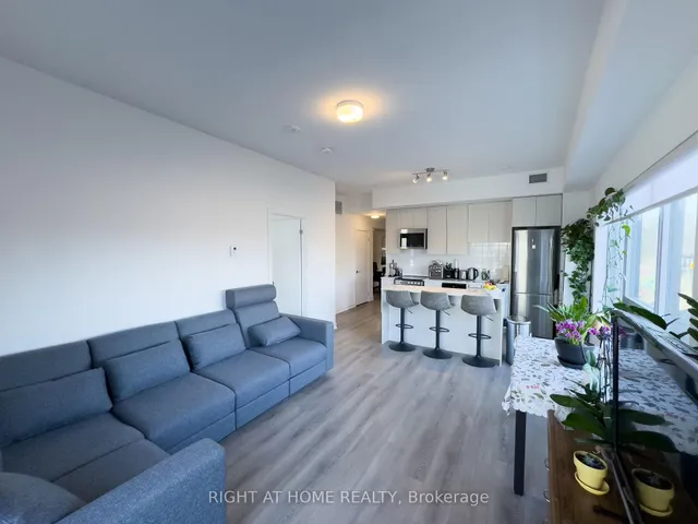 Additional image 22 of 2433 Dufferin St Unit 211