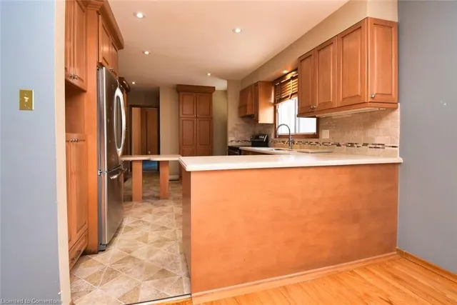 Additional image 12 of 22 Martingrove Dr