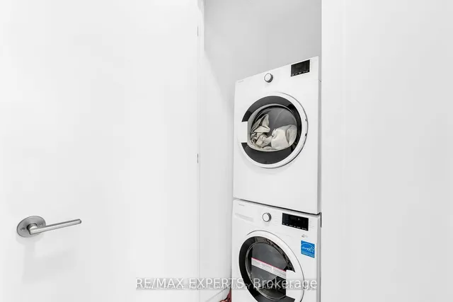 Additional image 9 of 9 Tecumseth St Unit 1115