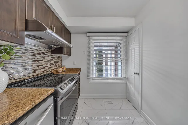 Additional image 15 of 75 Grayson Cres