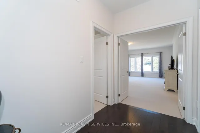 Additional image 26 of 945 PONDCLIFFE Crt