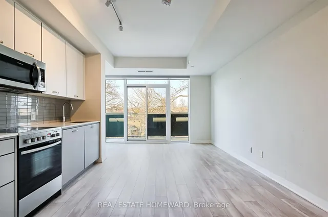 Additional image 5 of 1630 Queen St Unit 418