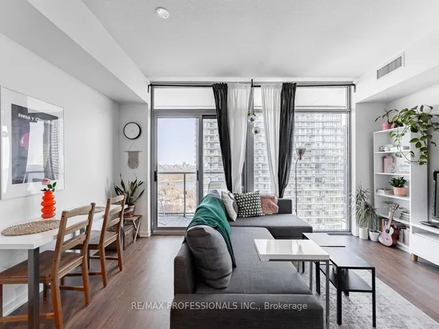 Additional image 7 of 105 The Queensway N/A Unit 2113