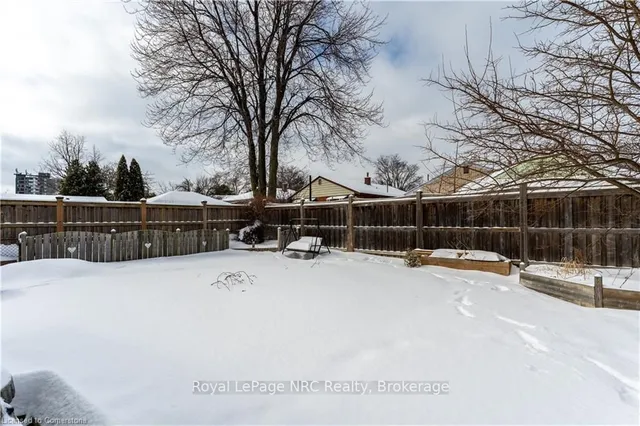 Additional image 33 of 774 Upper Sherman Ave