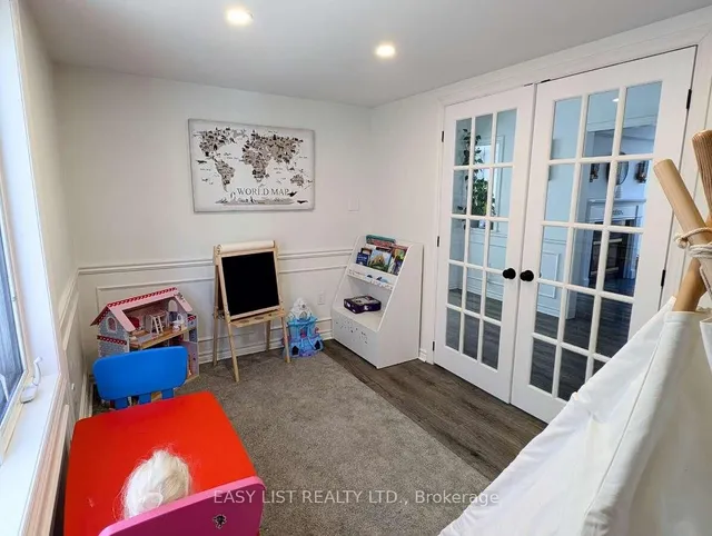 Additional image 16 of 12 Strathroy Cres