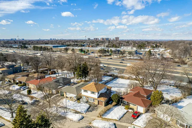 Additional image 38 of 40 Tweedrock Cres