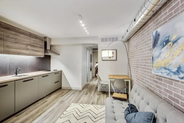 Additional image 8 of 205 Bathurst St