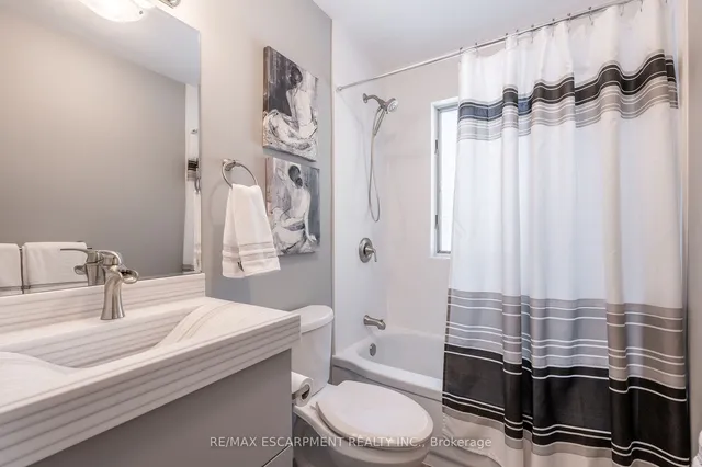 Additional image 20 of 28 Mountainview Rd