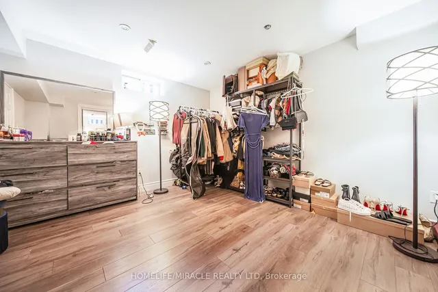 Additional image 39 of 11 Redtail Cres