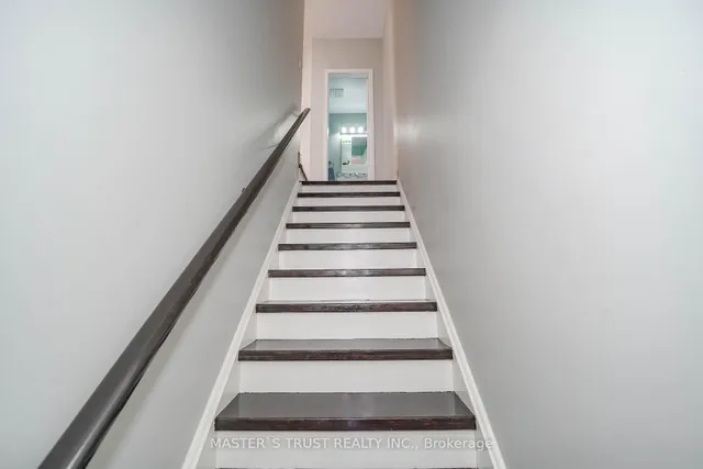 Additional image 8 of 40 Rochefort Dr