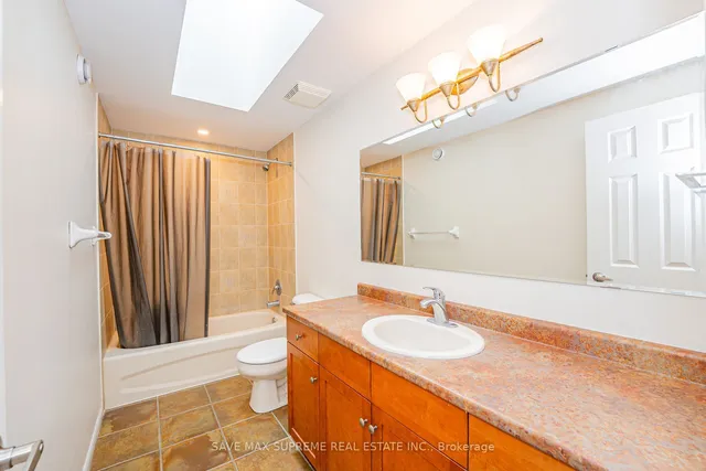 Additional image 28 of 39 Wagon St