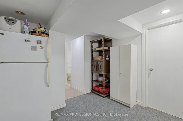 Additional image 14 of 410 Vaughan Rd