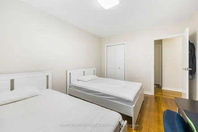 Additional image 11 of 111 Elise Terr